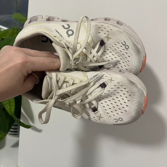 On Cloud Women's White Knit Running Sneakers Size 5 - Picture 5 of 7